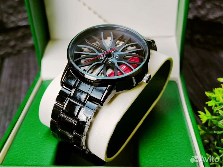 Часы наручные мужчине