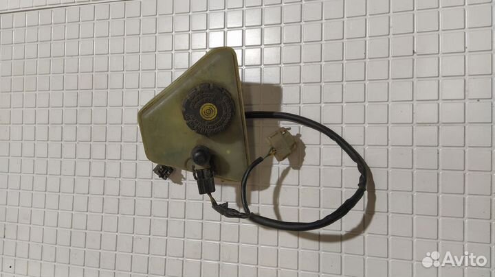 Бачок главного тормозного цилиндра Mercedes W140