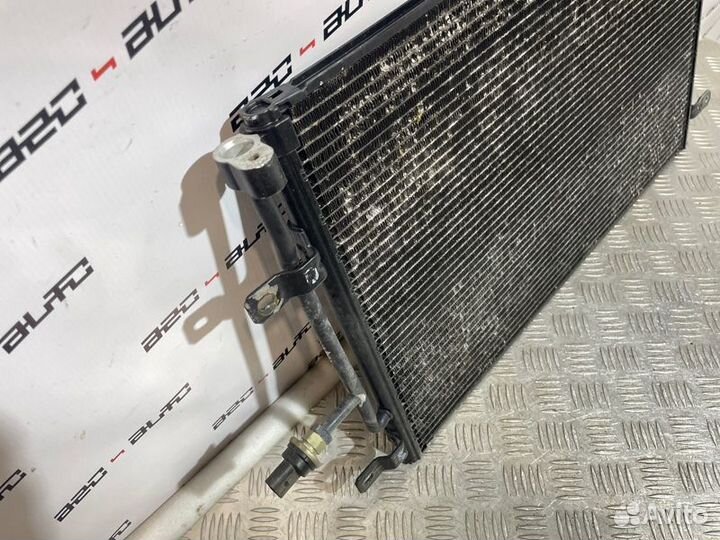 Радиатор кондиционера Audi A4 B7 2.0 2008