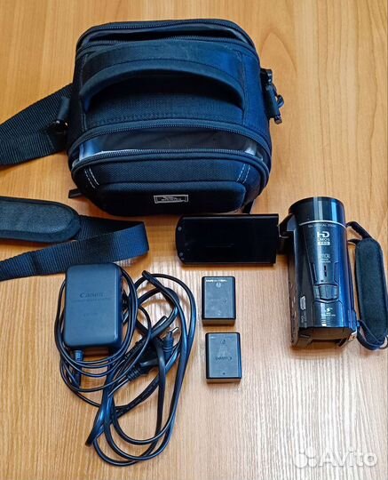 Видеокамера canon legria hf M56