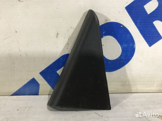 Уголок двери внутренний прав KIA RIO 3 1.6 ат хетчбек