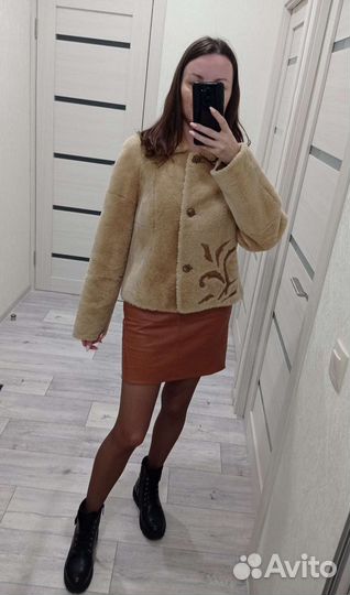 Шуба (полушубок) из овчины р.42-44