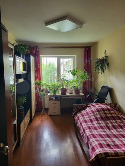 3-к. квартира, 63 м², 1/4 эт.