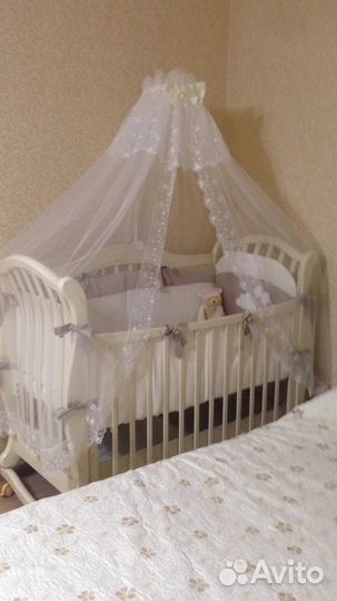 Детская кроватка