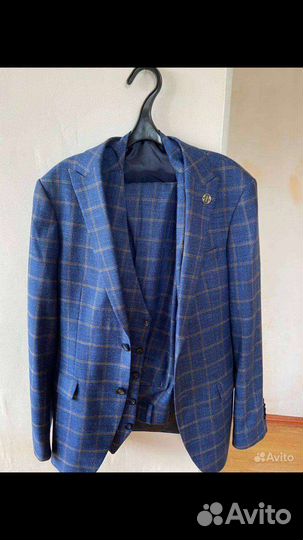 Свадебный костюм