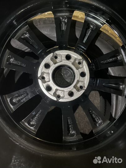 Оригинальные диски на Mercedes E-Class W213 R18