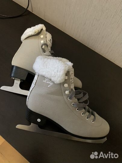 Коньки женские 39 размер