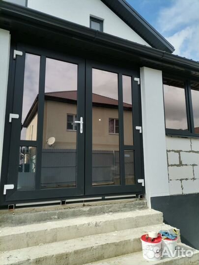 Пластиковые двери