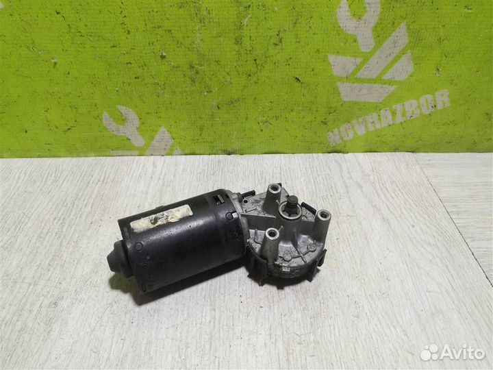 Моторчик стеклоочистителя передний Ауди 80 90 Б3