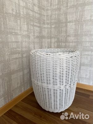 Кашпо из искусственного ротанга