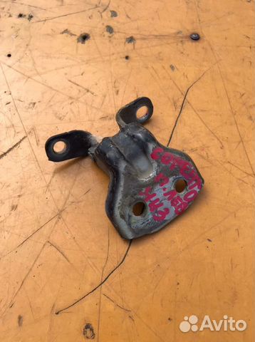 Петля двери передняя левая Kia Sorento