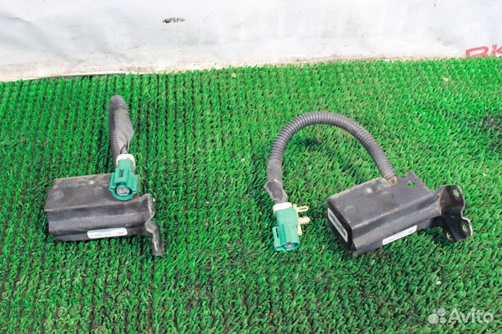 Датчики удара Lincoln Town Car 2 97г