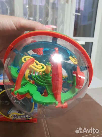 Игрушка лабиринт