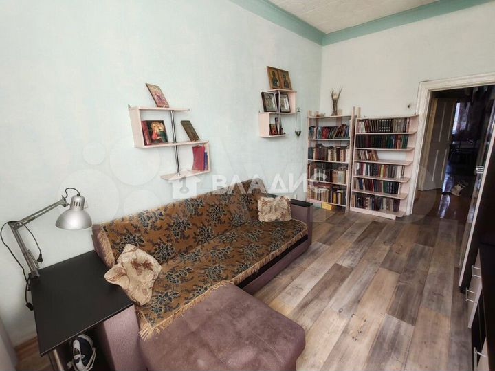 2-к. квартира, 58 м², 1/3 эт.