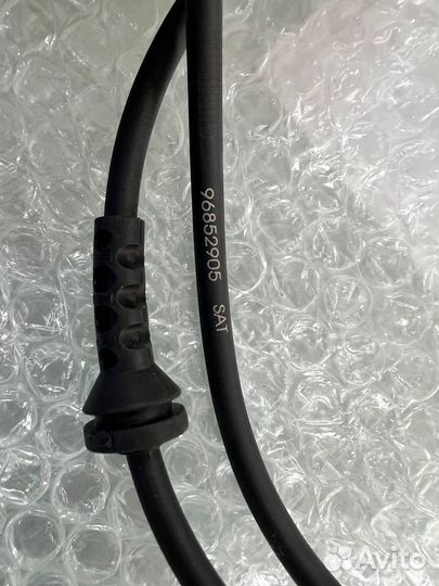 Датчик abs передний прав chevrolet cobalt/aveo 11