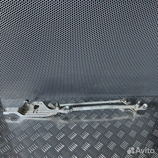 Трапеция стеклоочистителей Ford Focus