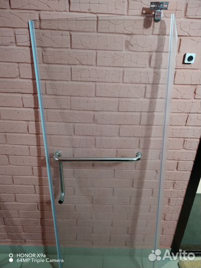 Стеклянные двери