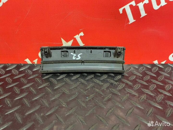 Накладка панели приборов Scania 5-series