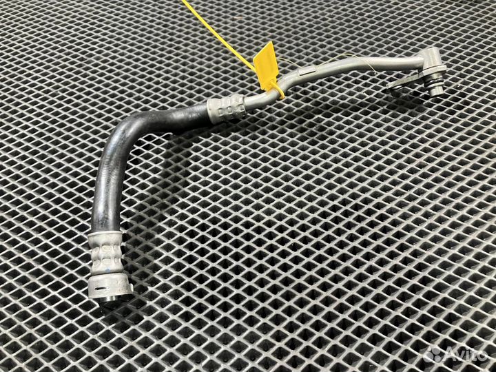 Патрубок (трубопровод, шланг) Audi A8 D4/4H 2013