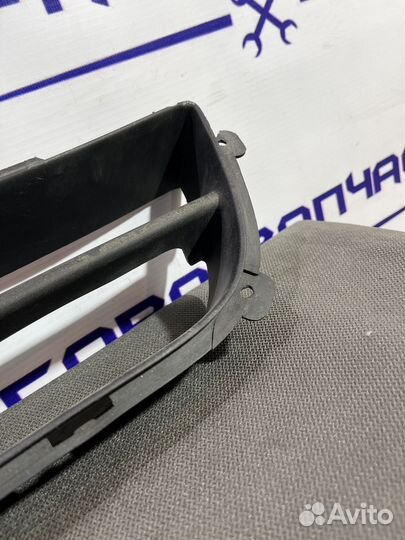 Решетка бампера Kia Ceed (2006-2010)