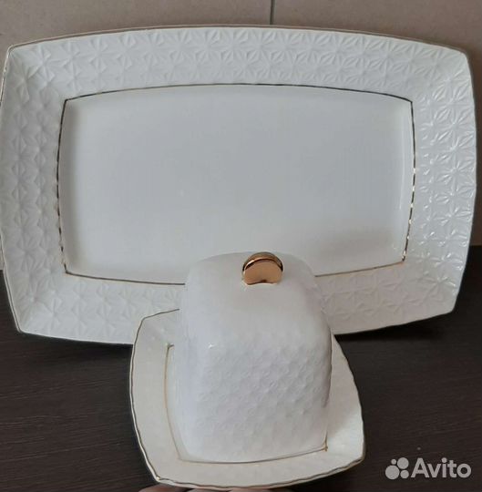 Лимонница с блюдом