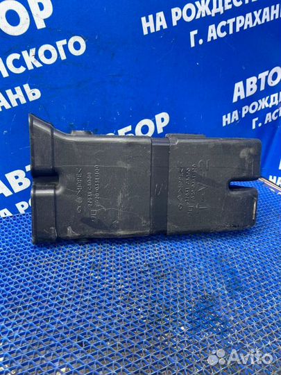 Воздуховод Nissan Murano Z50 внедорожник VQ35DE