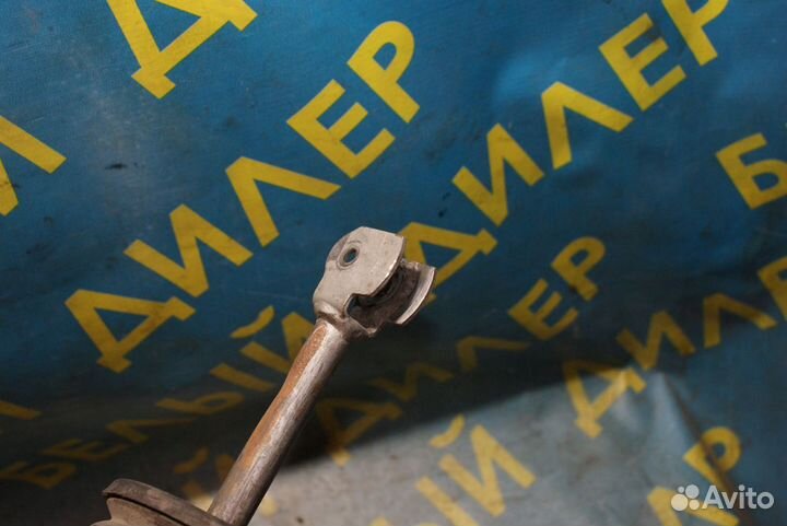 Тяга кпп Audi A6 C4