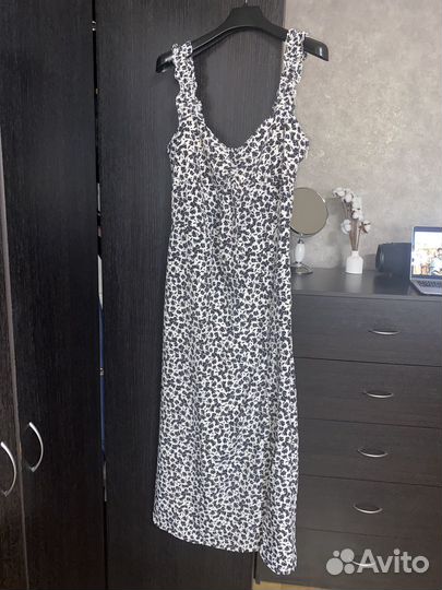 Платье женское 44 46