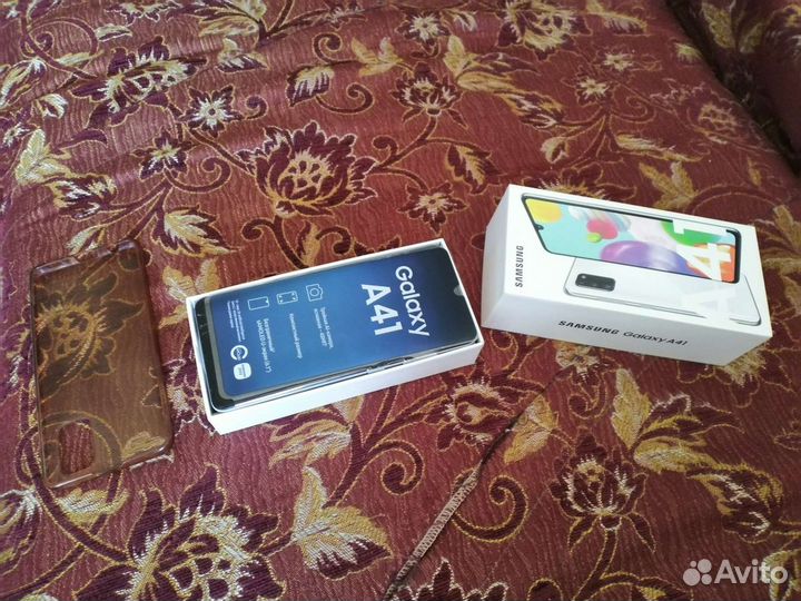 Телефон Samsung galaxy