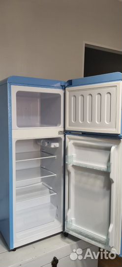 Холодильник новый