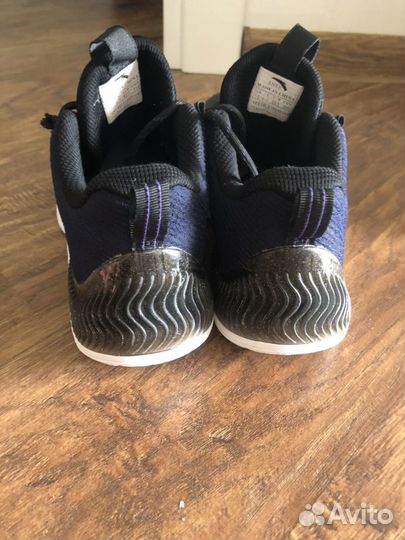 Баскетбольные кроссовки