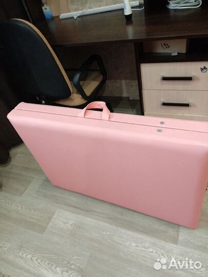 Кушетка для наращивания ресниц