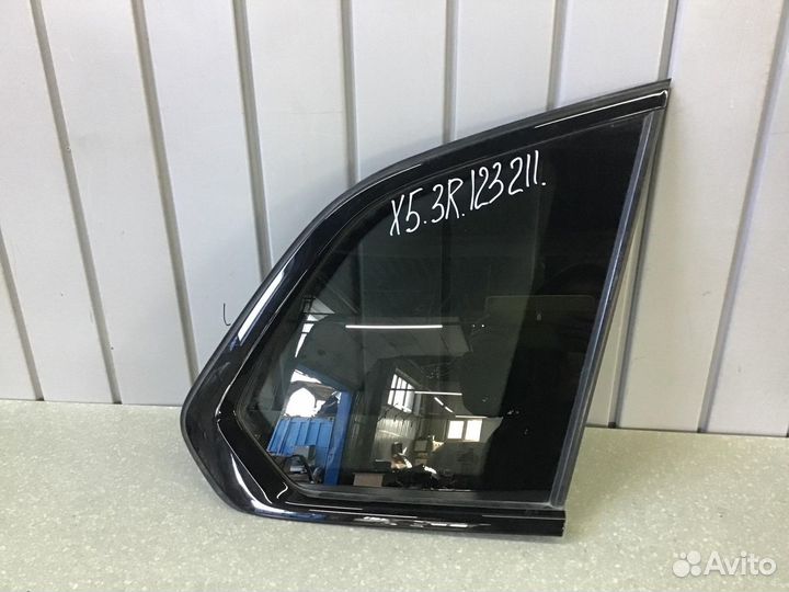 Стекло кузовное глухое правое BMW X5 E70 2007-2013