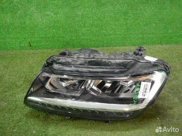 Фара левая Volkswagen Tiguan