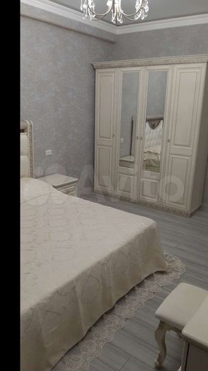 2-к. квартира, 72 м², 4/14 эт.