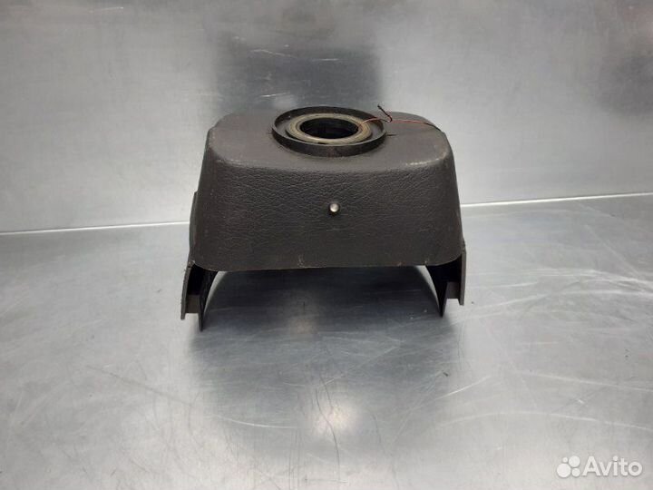 Кожух рулевой колонки нижний Audi 100 C4