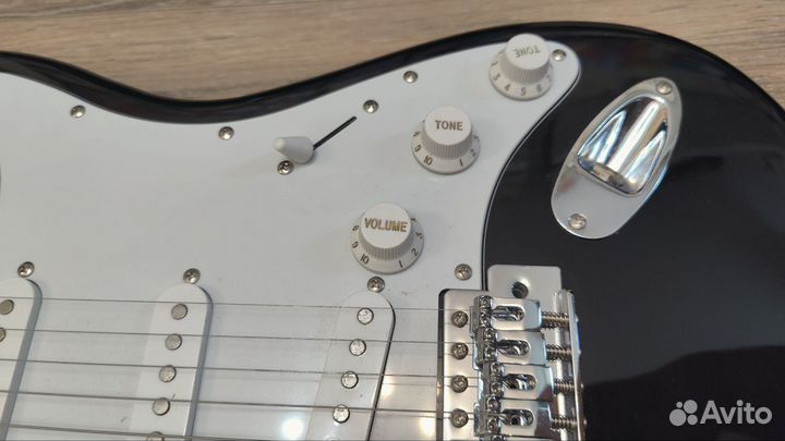 Электрогитара Cruiser by Crafter