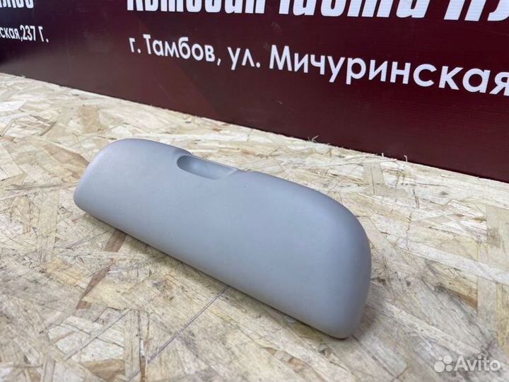 Очечник LADA X-Ray