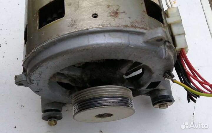 Двигатель 20572809 ariston