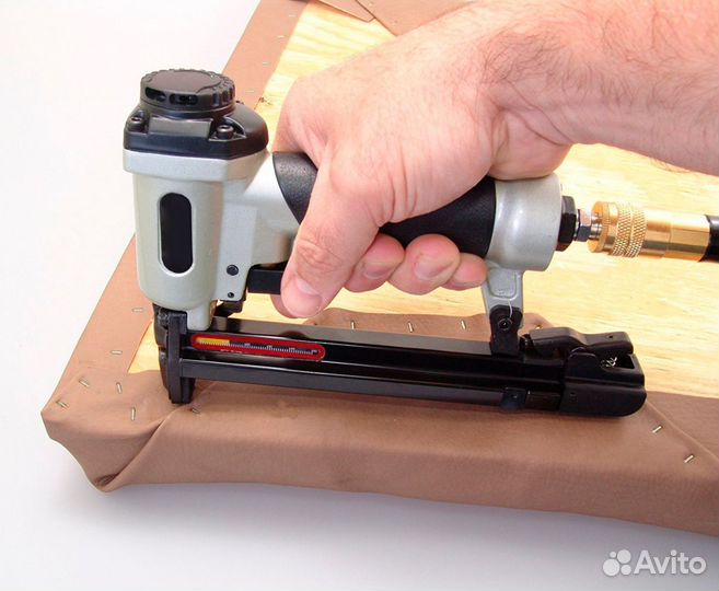 Обивщик с обучением