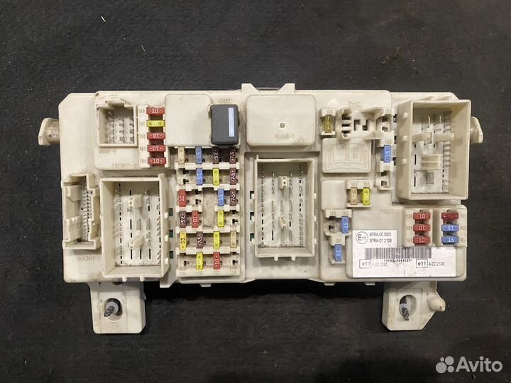 Блок предохранителей Ford Focus 2
