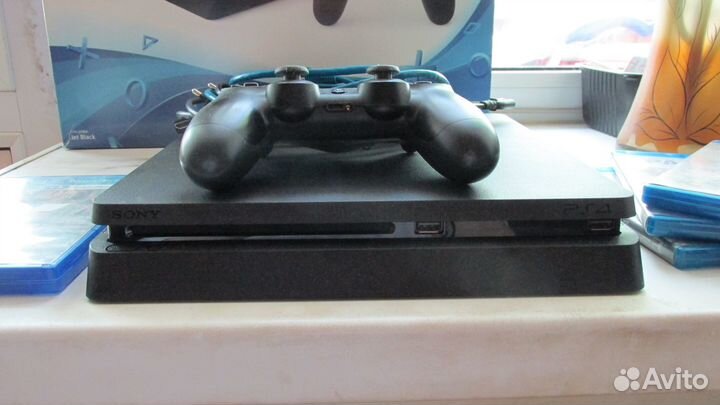 Sony PlayStation 4 slim 500gb CUH-2216A