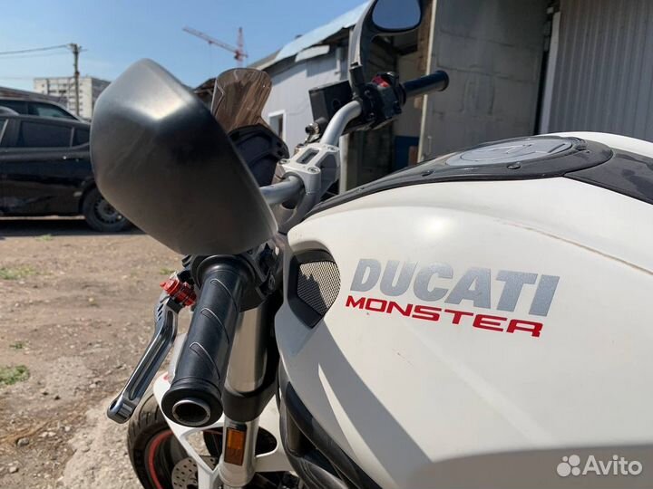 Ducati monster 696 ABS