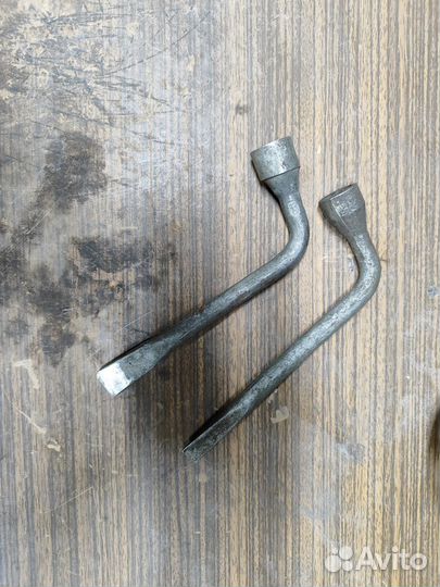 Балконный ключ