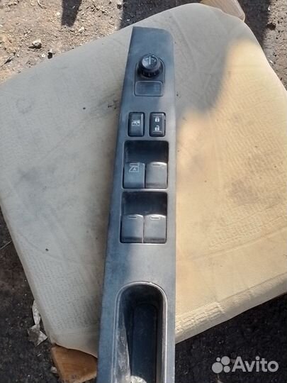 Блок стеклоподъемников Nissan sentra b16