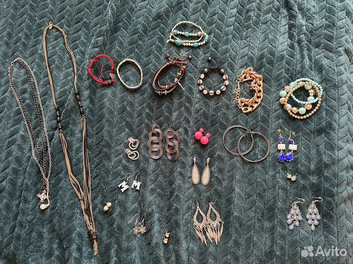 Серьги, браслеты, цепочки