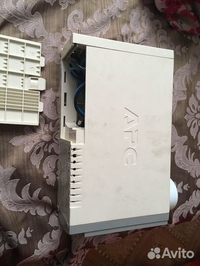 2 в одном Инвертор (12в-220в) (max 500 ва) и зар