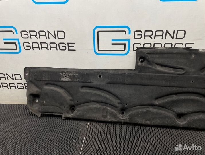 Защита днища правая Mercedes-Benz E-Class W212