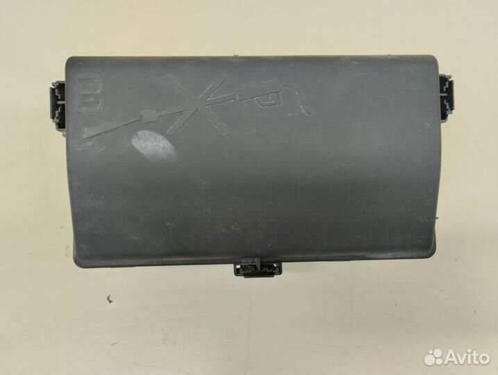 Блок предохранителей Chevrolet Cruze J300 2009-201