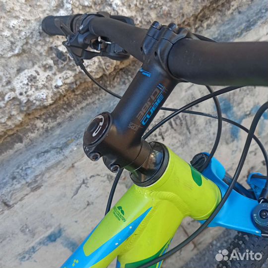 Рама и дербан Cube Attention 29